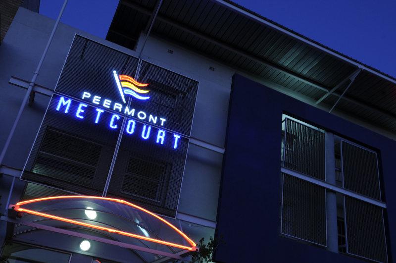 Peermont Metcourt Hotel Francistown Bagian luar foto